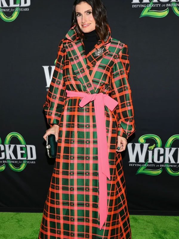 Idina-Menzel-Plaid-Coat-2