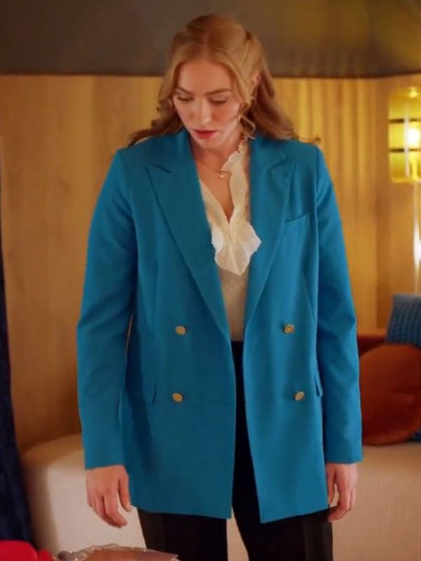 Jessica-Sipos-Love-On-The-Danube-Royal-Getaway-Blue-Blazer-2