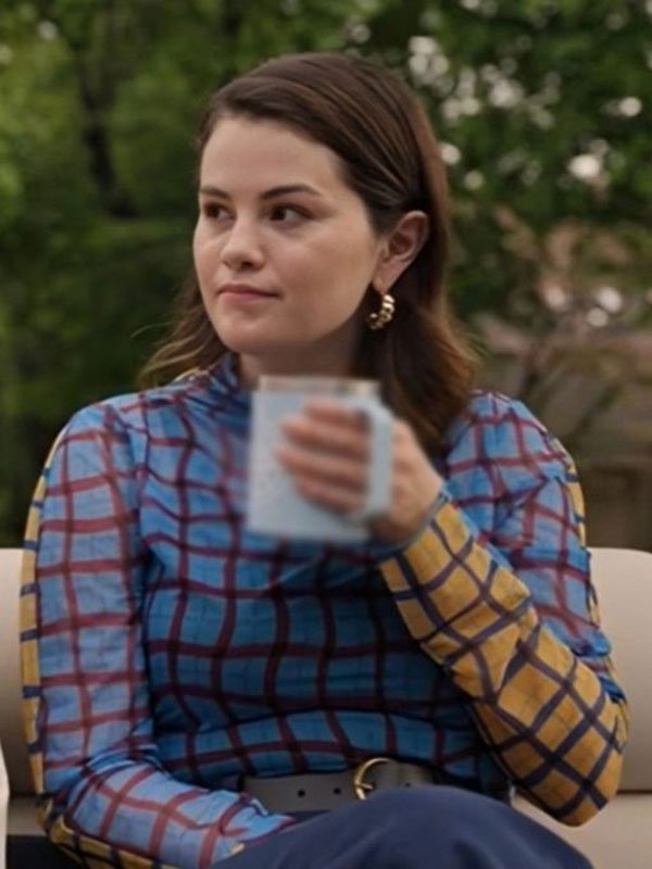 OMITB-S4-Selena-Gomez-Plaid-Top-2