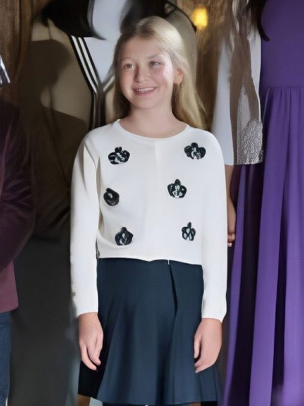 All-I-Need-For-Christmas-Kate-Whiddington-Floral-Cardigan-1