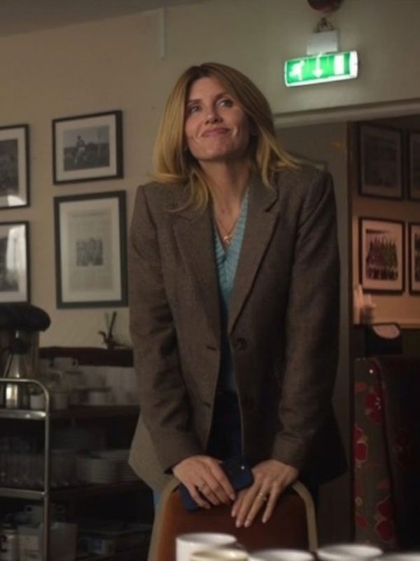 Bad-Sisters-S2-Sharon-Horgan-Brown-Blazer-1