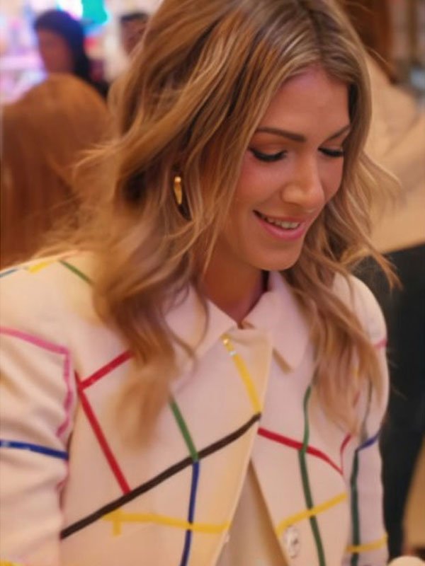 New-York-City-S15-Erin-Dana-Lichy-White-Striped-Coat-1