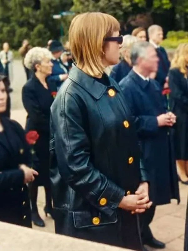 Kleo-S01-Jella-Haase-Black-Leather-Trench-Coat-2